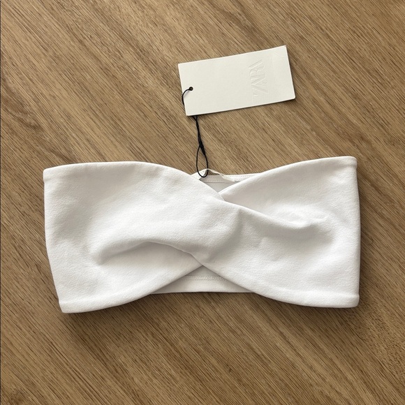 Zara Tops - 💜NWT💜 Zara Red Twisted Bandeau Top